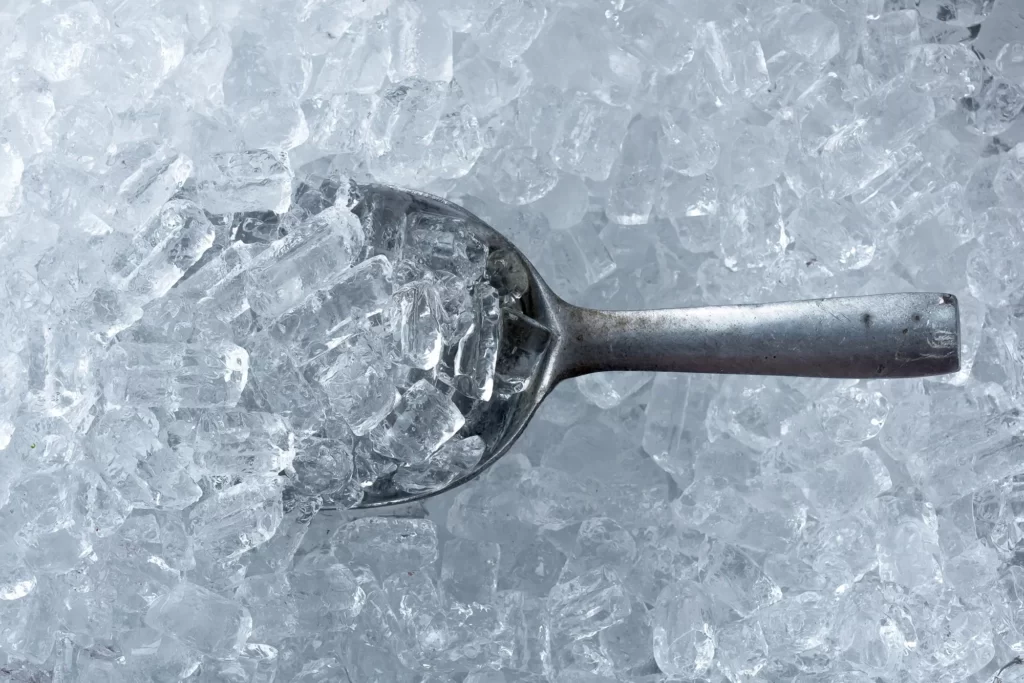 satu ember es bisa membuat ruangan rumah dingin