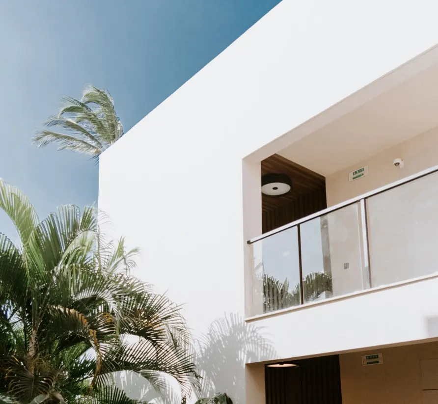 Balkon Minimalis Railing Kaca