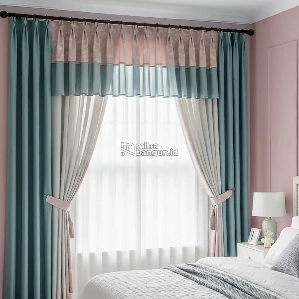 Foto Gorden Jendela Kamar Warna Berlapis