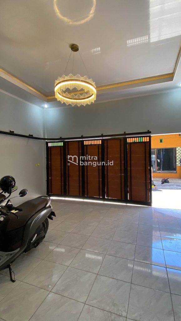 Contoh Garasi dari Hasil Bangun Rumah ala Kontraktor Palembang
